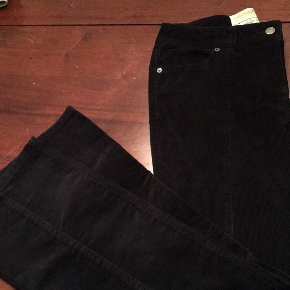 Size 6 Christie Fit NWOT Corduroy Black